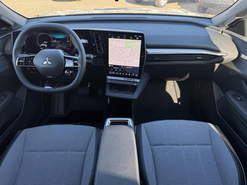 Mitsubishi Eclipse Cross intense+ 87 kwh