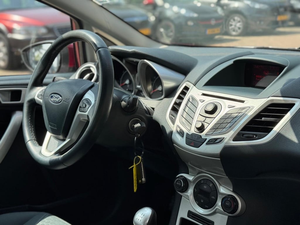 Ford Fiesta 1.25 titanium