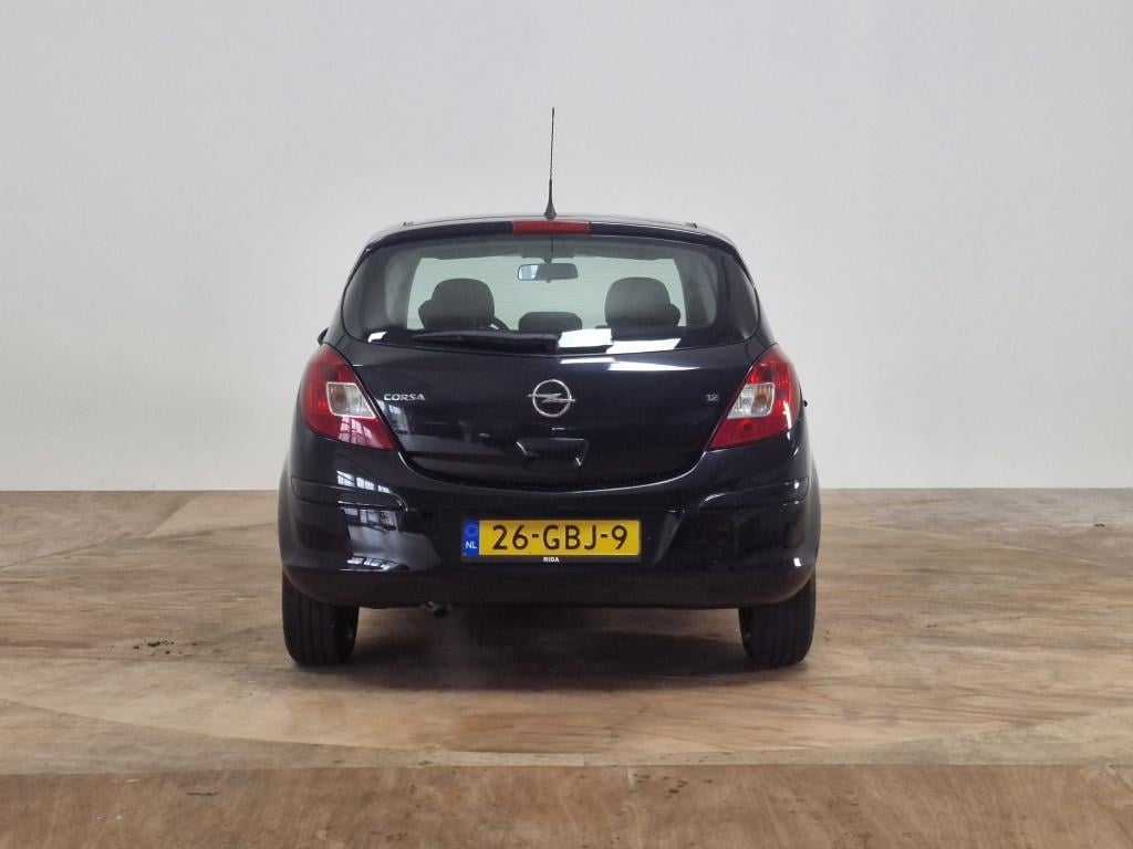 Opel Corsa 1.2-16v enjoy