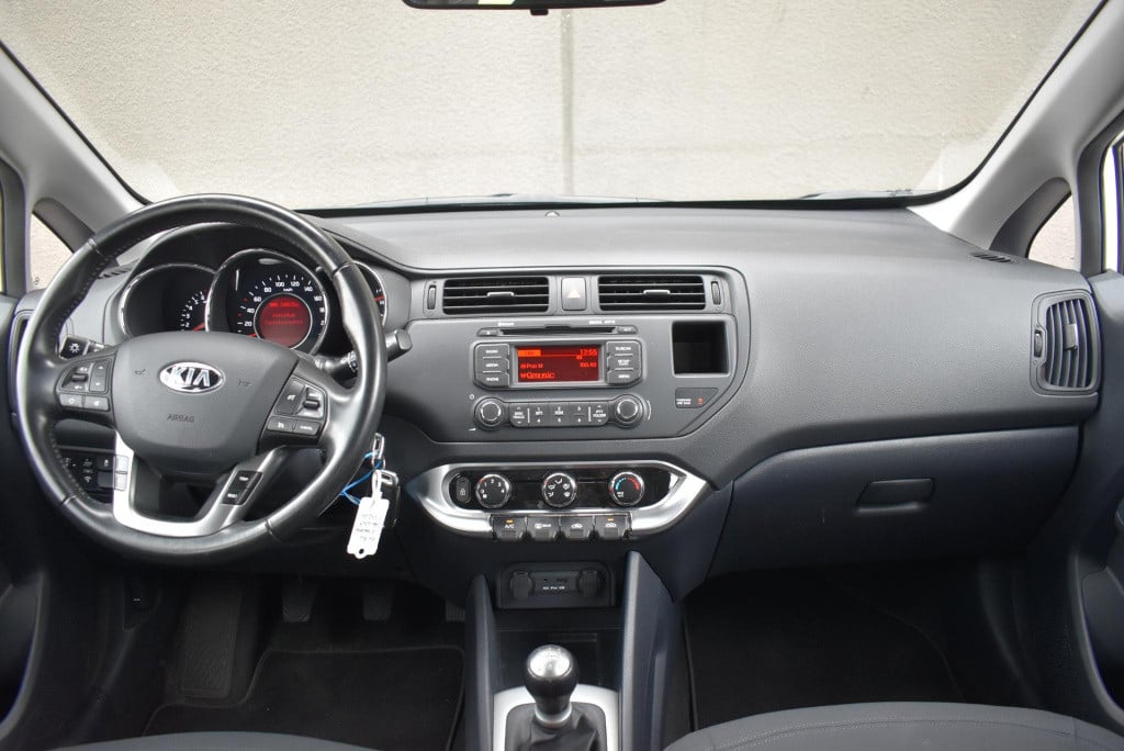 Kia Rio 1.2 cvvt businessline 5drs | airco | cruise | bluetooth | unieke km
