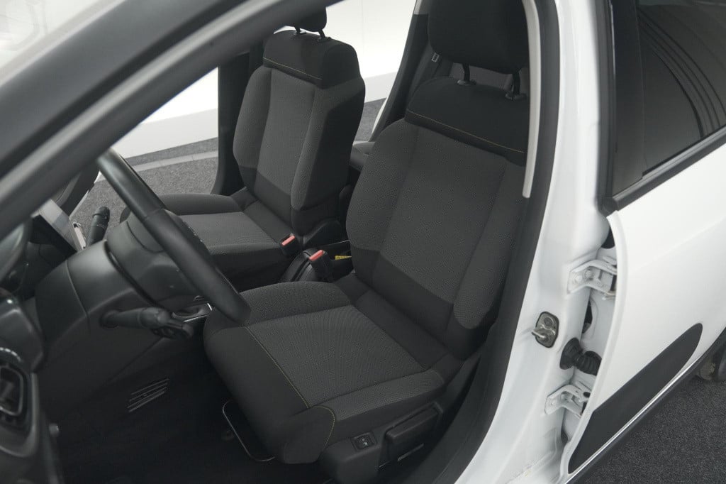 Citroen C3 puretech 110 eat6 feel edition | panoramadak | apple carplay | p
