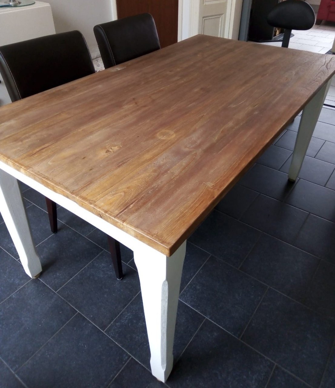Te koop mooie eethoek tafel €100,-
