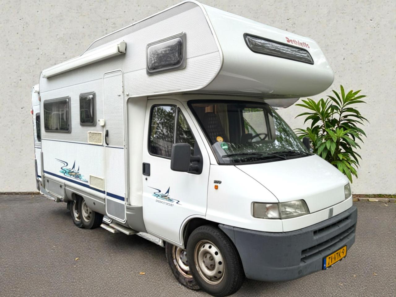 Fiat 230 | Dethleffs - Ruime en degelijke gezinscamper!