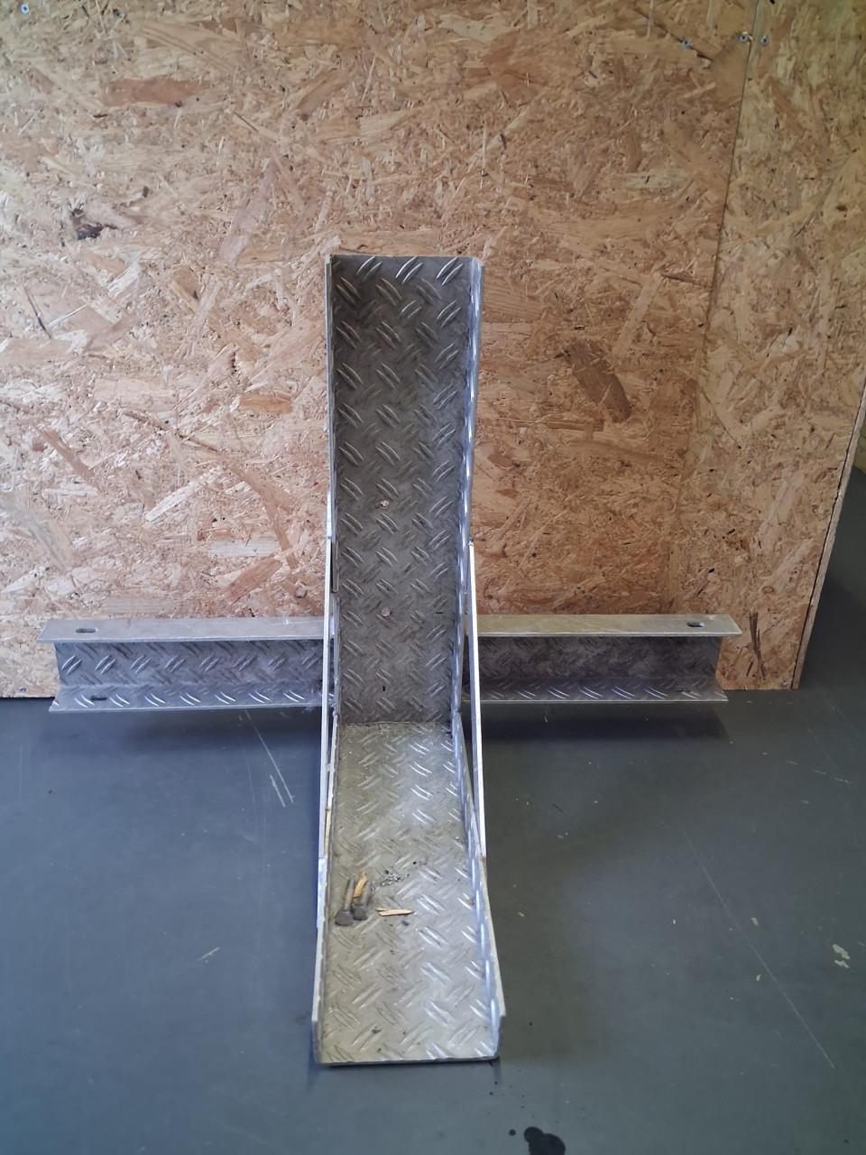 Beugel voor motoren ( aanhangwagen )