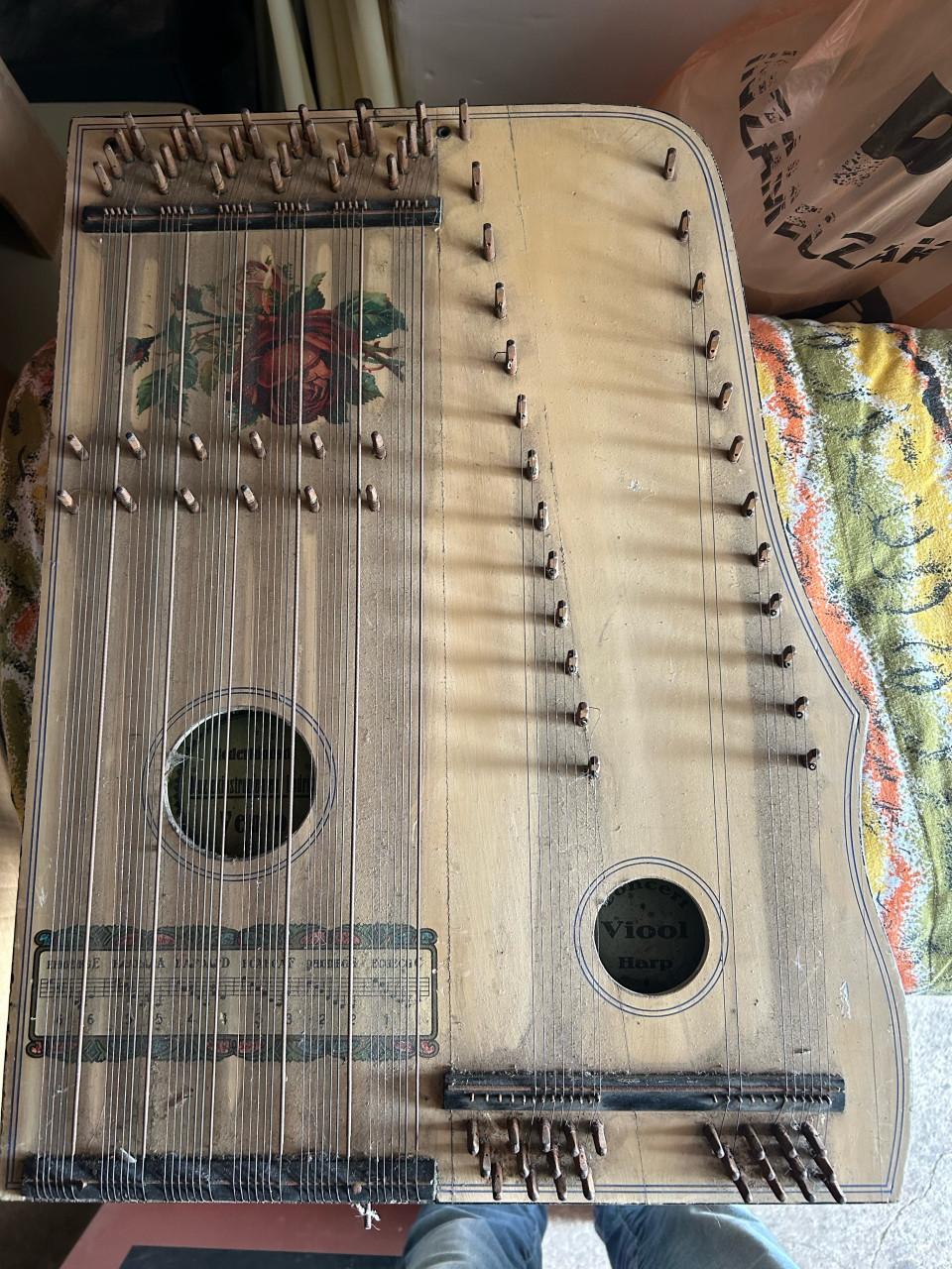 Zither