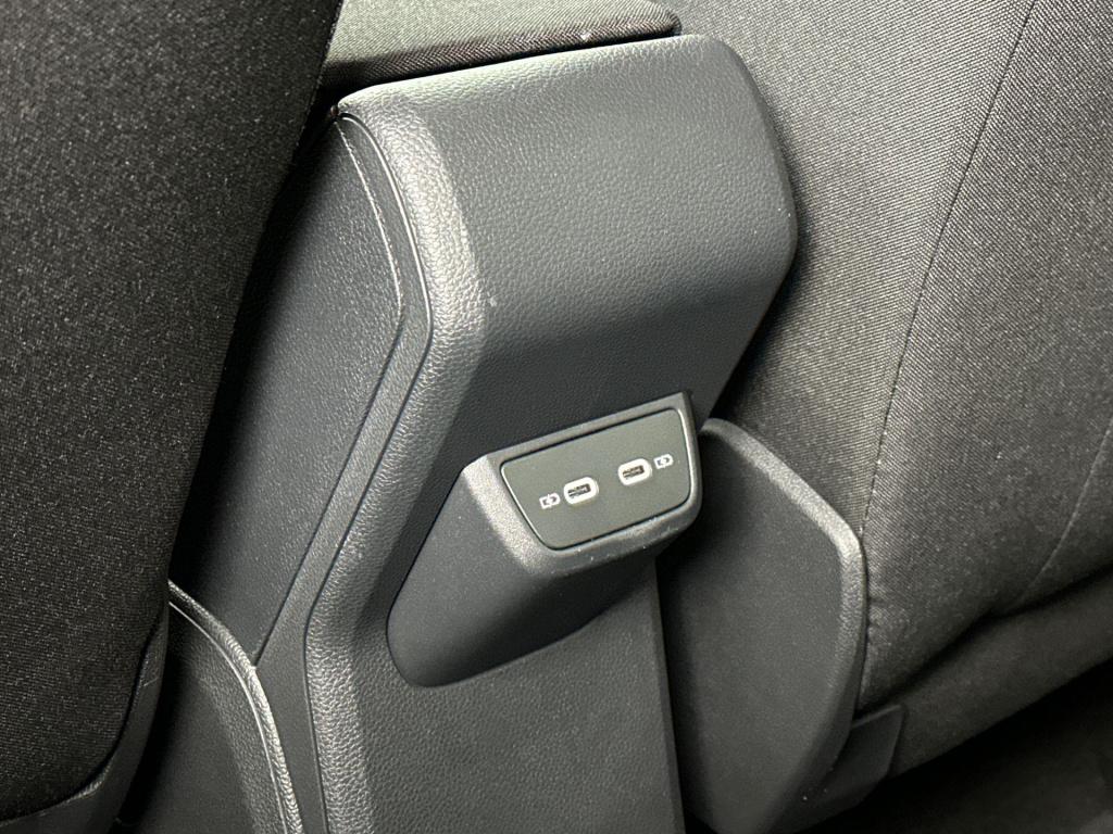 Volkswagen Polo r-line-edition 1.0 70 kw / 95 pk tsi hatchback 5 v