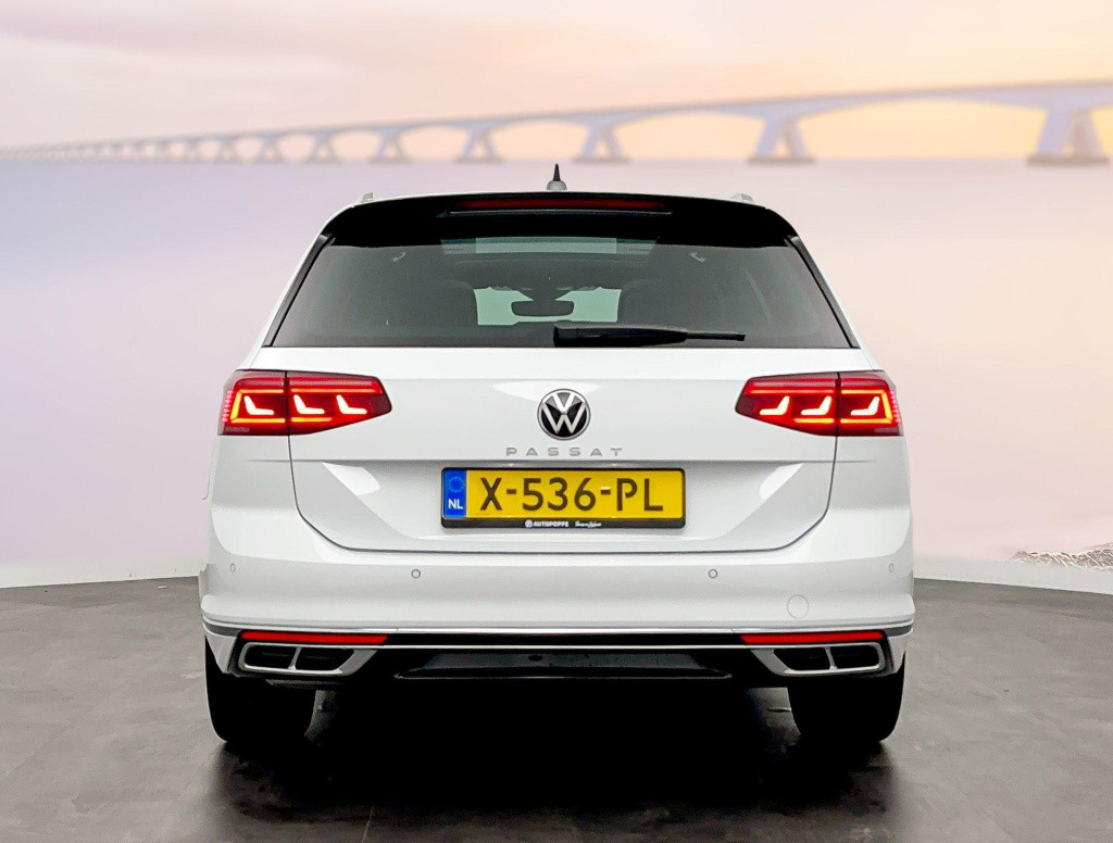 Volkswagen Passat variant 1.5 tsi r-line business dsg7 150pk panoramadak - 