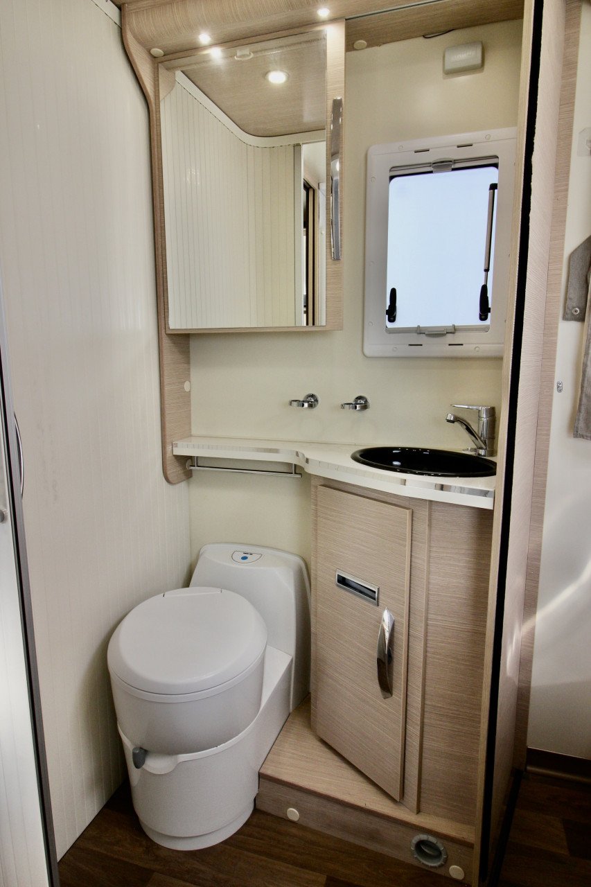 Mclouis Souvereign 479G  (Queensbed, Ruimtelijk)