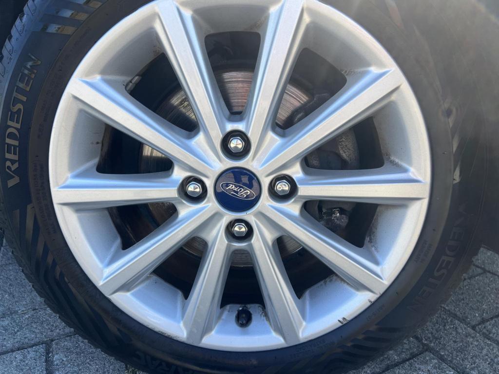 Ford B-max 1.0 ecoboost titanium