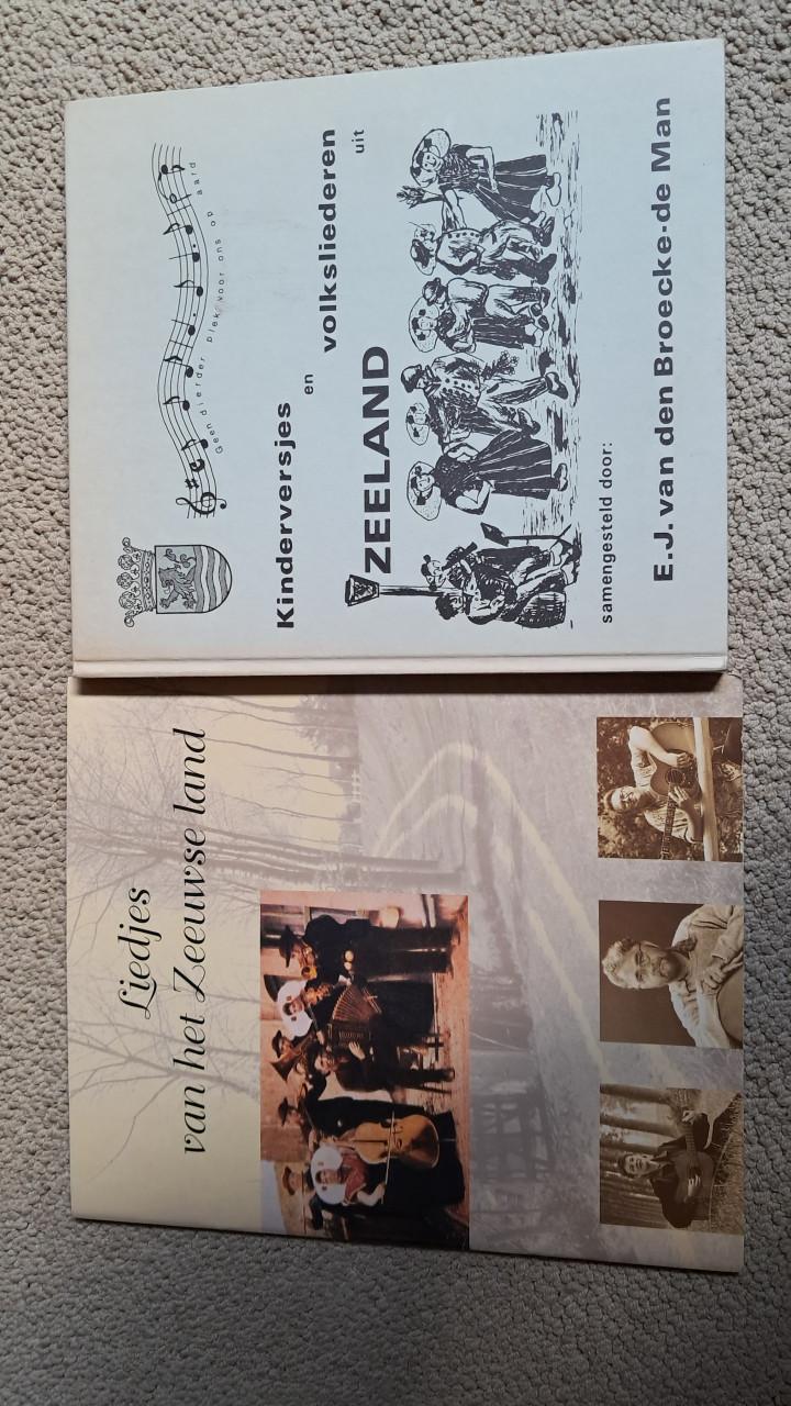 Boeken Zeeland Zeeland Zeeuwse liedjes Set van 2 leuke boeken