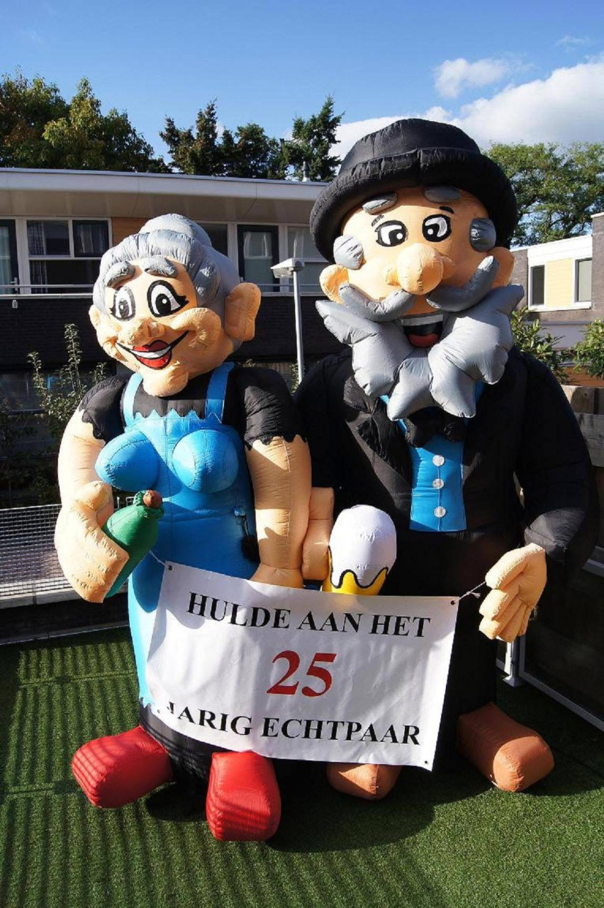 Sarah of Abraham te huur Blowitups