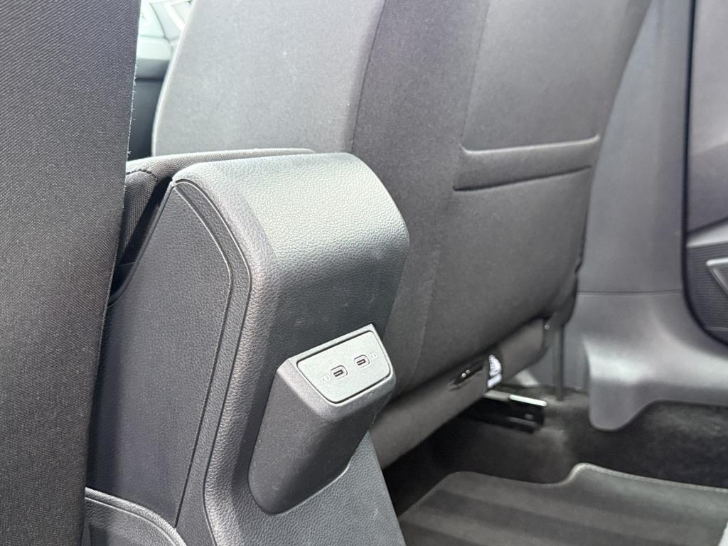Volkswagen Taigo 1.0tsi 110pk dsg r-line | pano dak