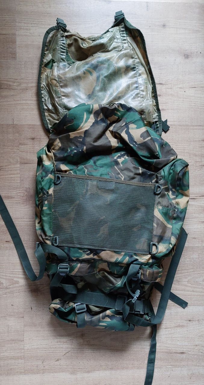 Diverse airsoft artikelen te koop Camorugzak