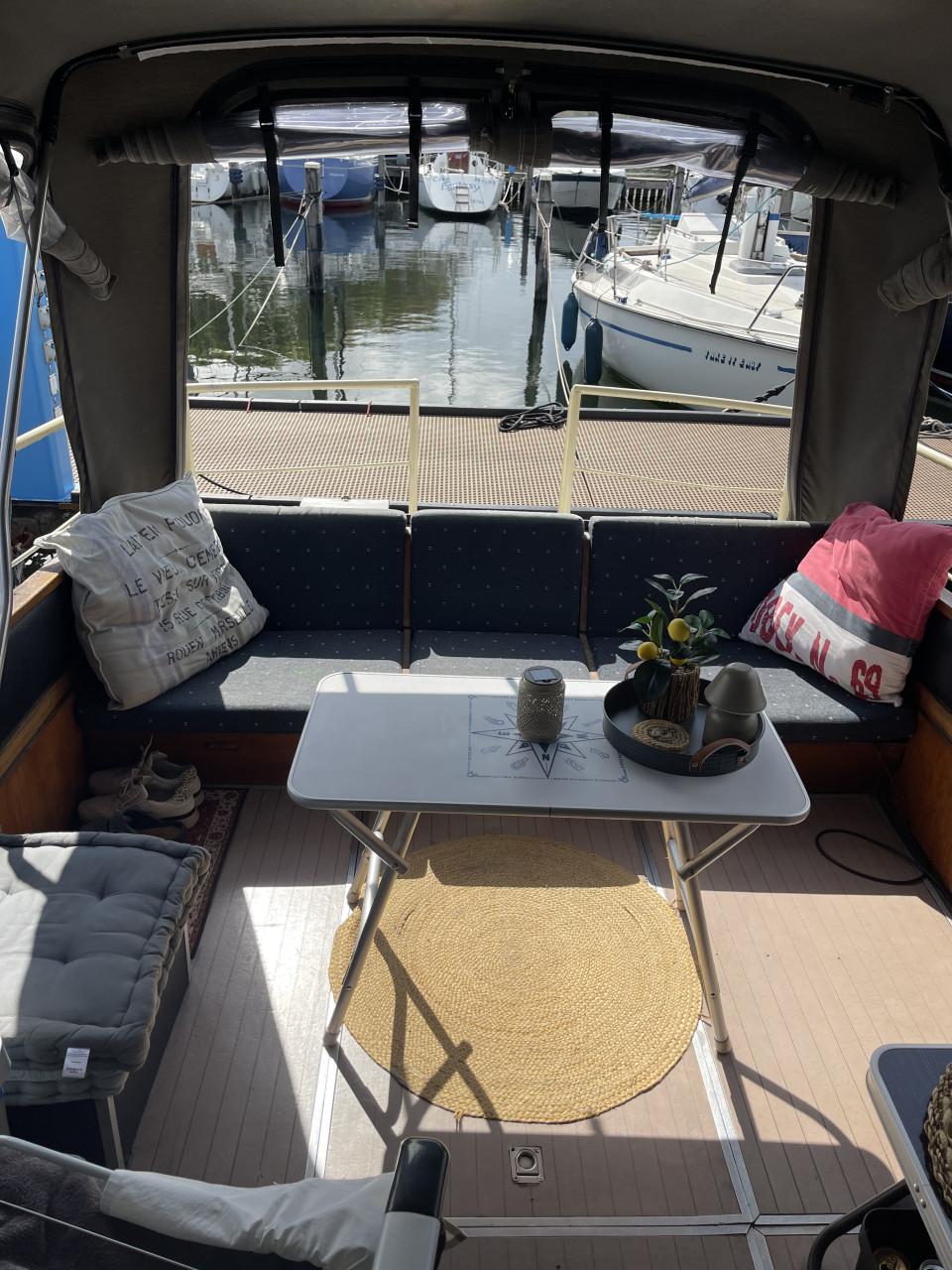 Motorboot Target 850
