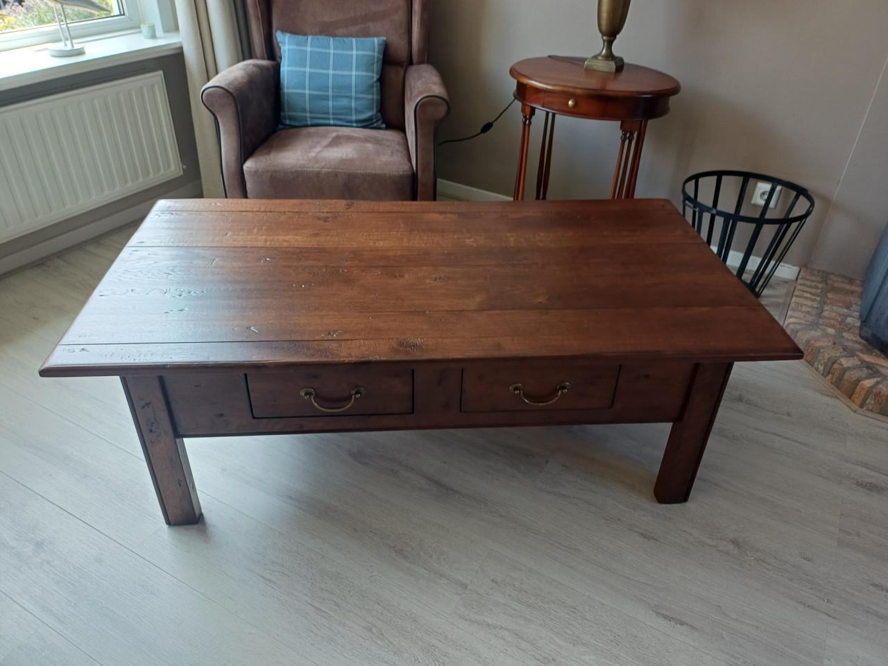 Eikenhouten salontafel