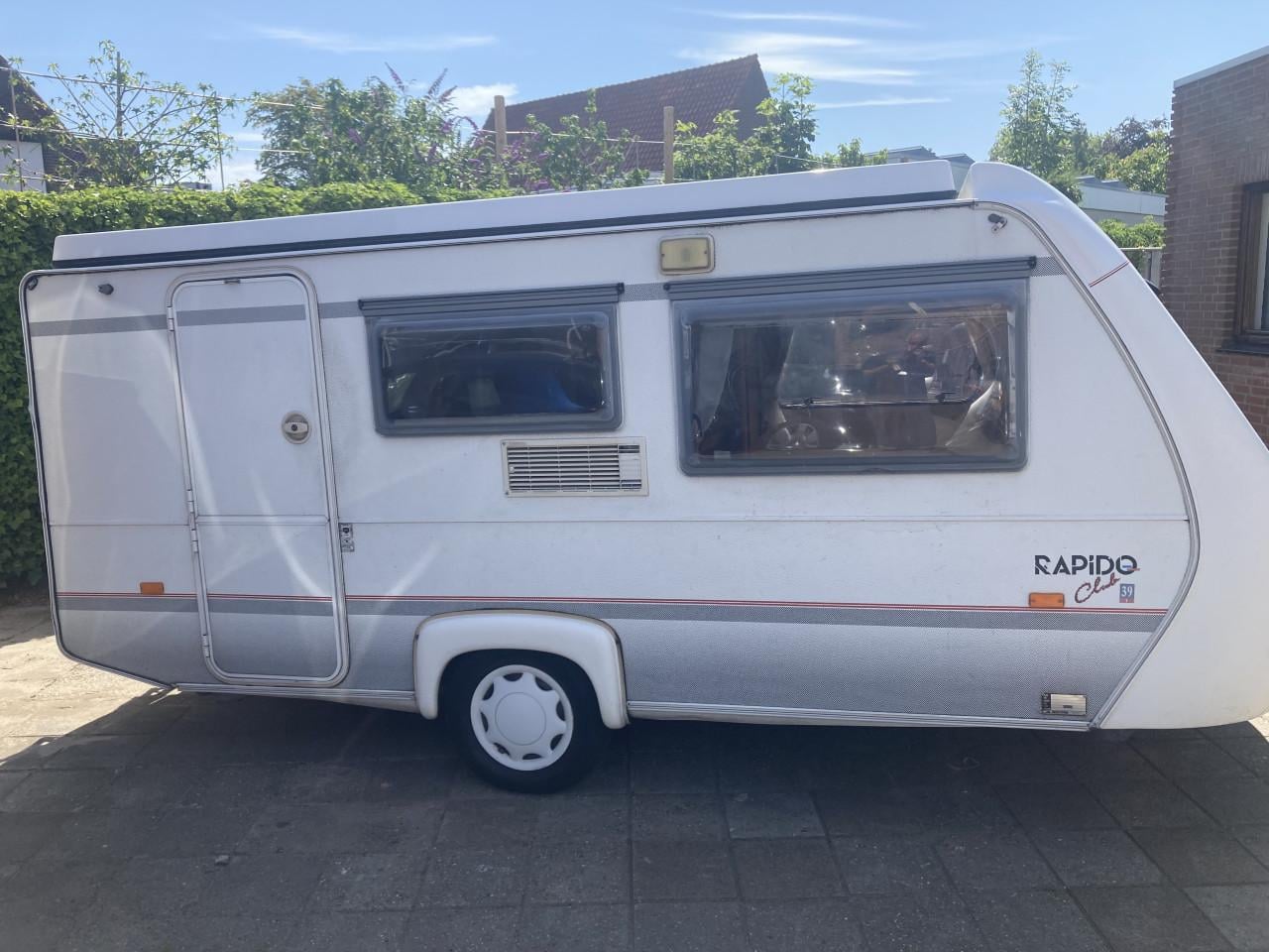 Rapido 39T uit 1999 | Eigen kenteken | Lichtgewicht Caravan!