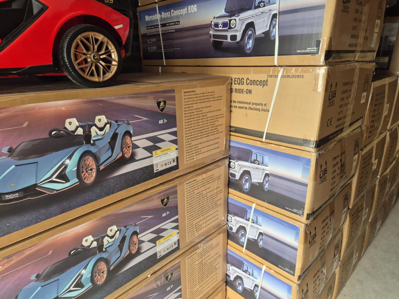 Restpartij Kinderauto’s – Partijverkoop – Nieuw in Doos 69st