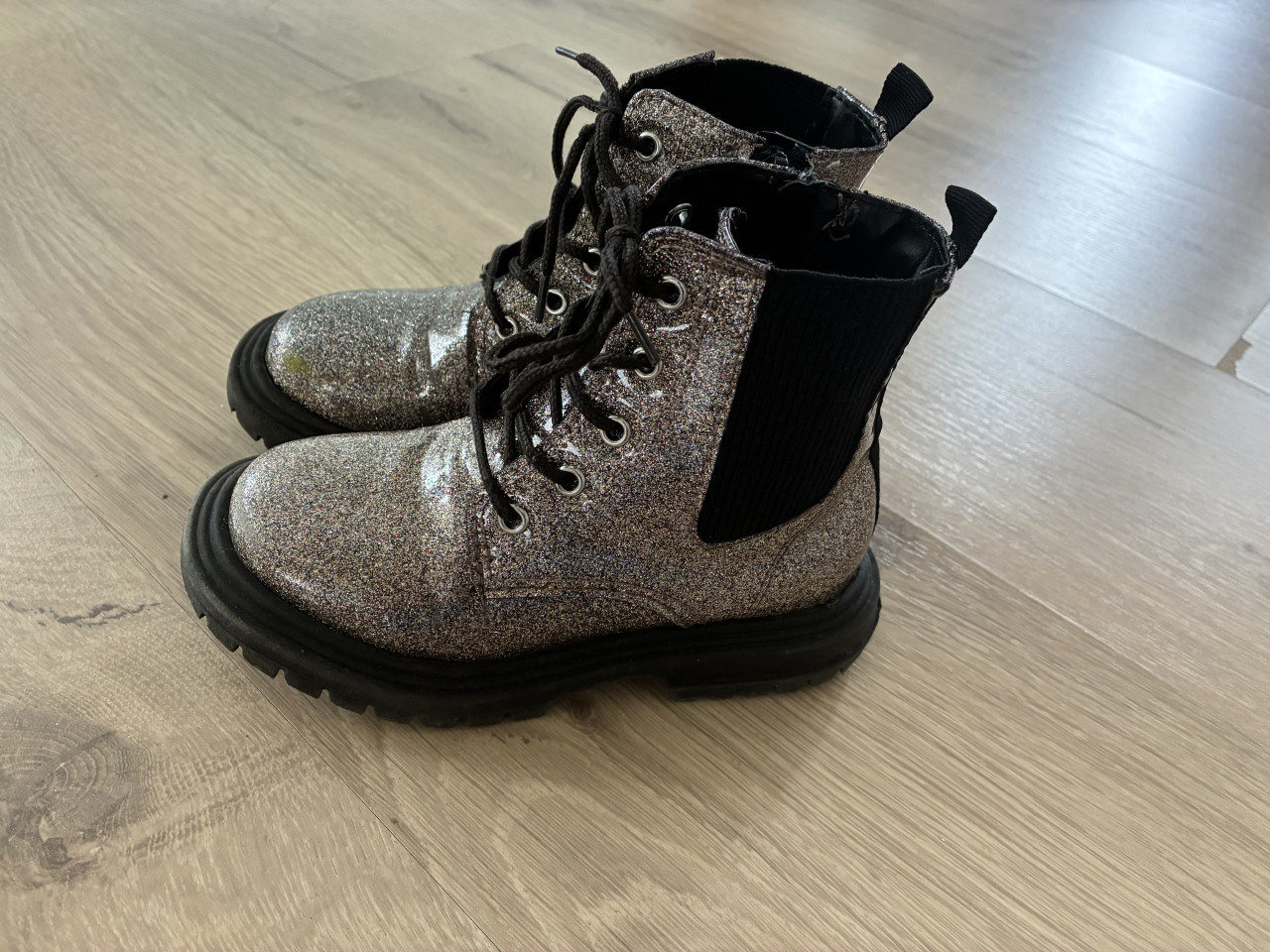 Schoenen maat 27