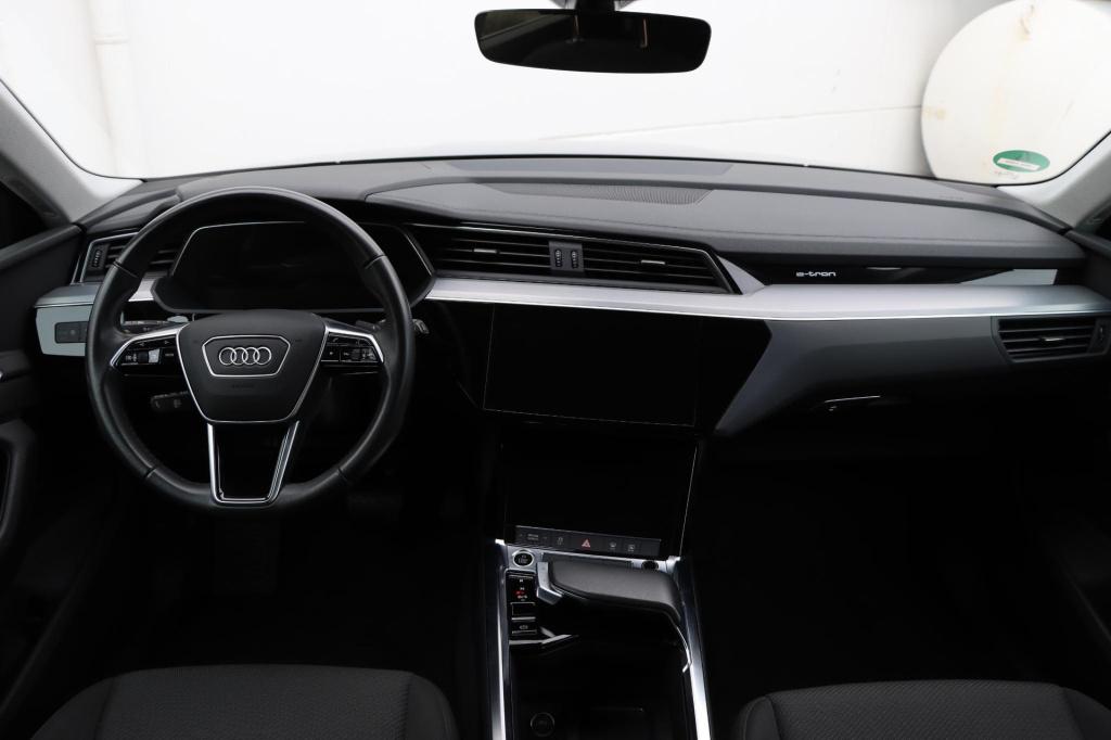 Audi E-tron 50 quattro advanced edition plus 71 kwh | soh 95,1% |