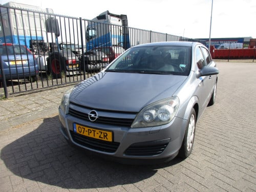 Opel astra bj 2004   1500 euro