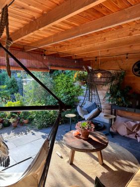 Salontafel van eikenhout