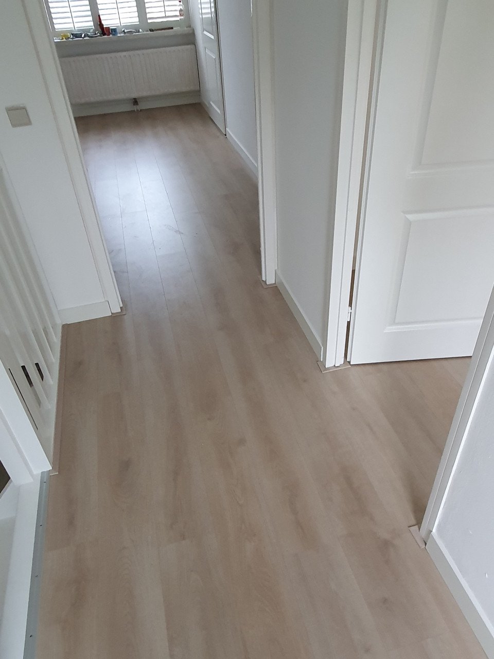 Laminaat of pvc laten leggen? (ook andere klussen)