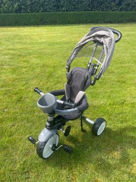 Driewieler met duwstang (multiefucntioneel)