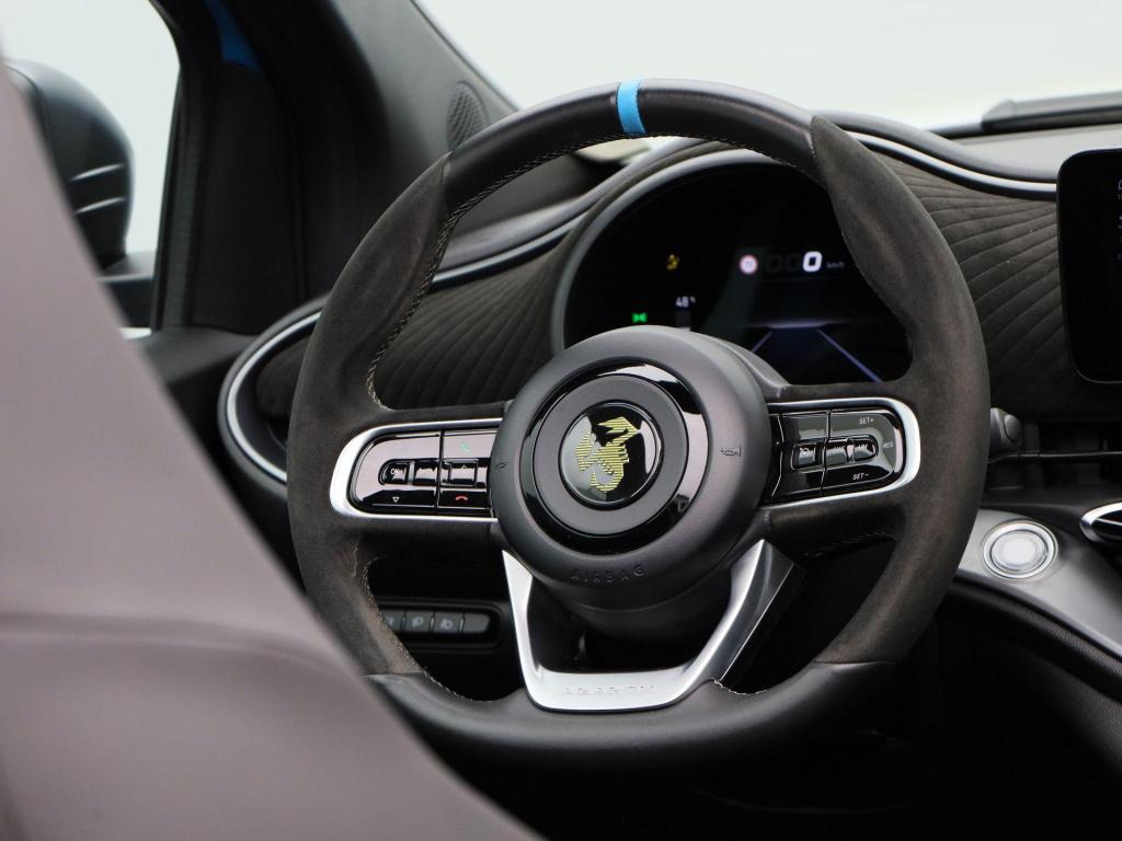 Fiat 500 C abarth scorpionissima 42 kwh | cabrio | apple carplay / android 