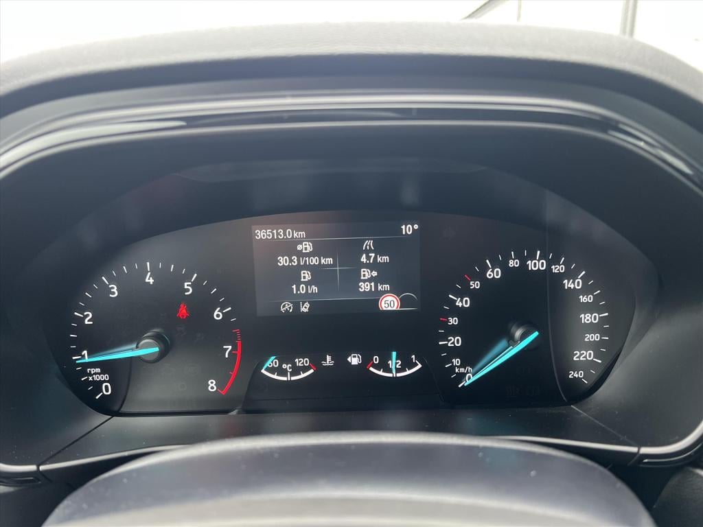 Ford Focus 1.0 ecoboost hybrid 125pk st-line , adaptive cc ,voorruitverwarm