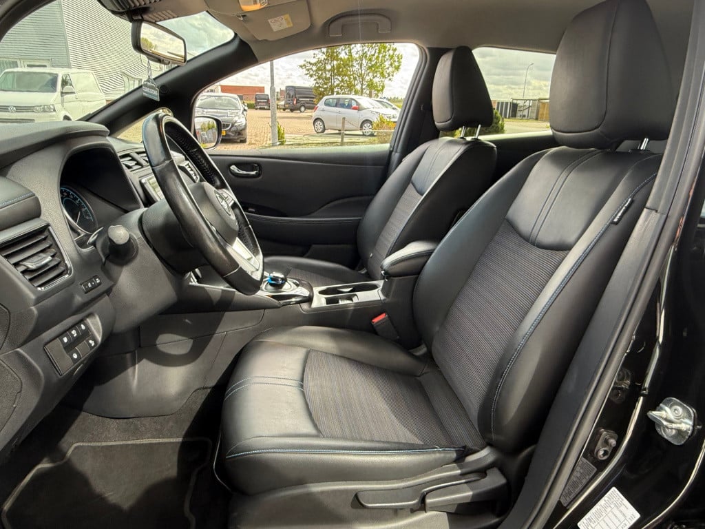 Nissan Leaf tekna 40 kwh