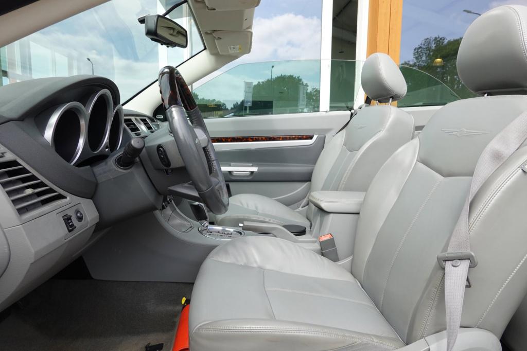 Chrysler Sebring cabrio 2.7 touring limited