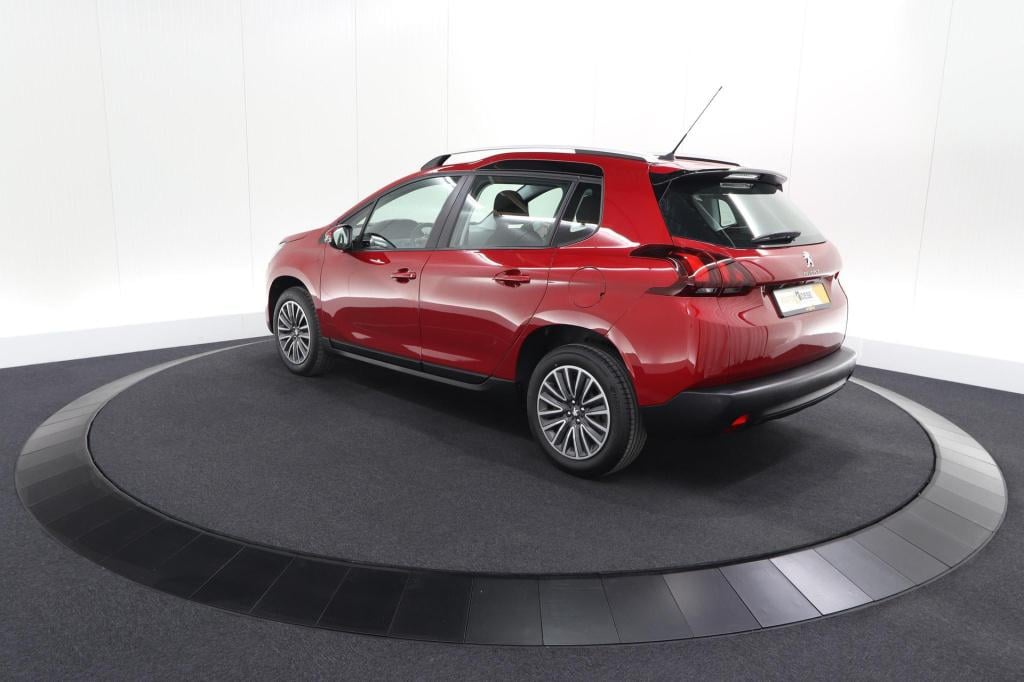 Peugeot 2008 puretech 110 eat6 active | camera | apple carplay | parkeersen