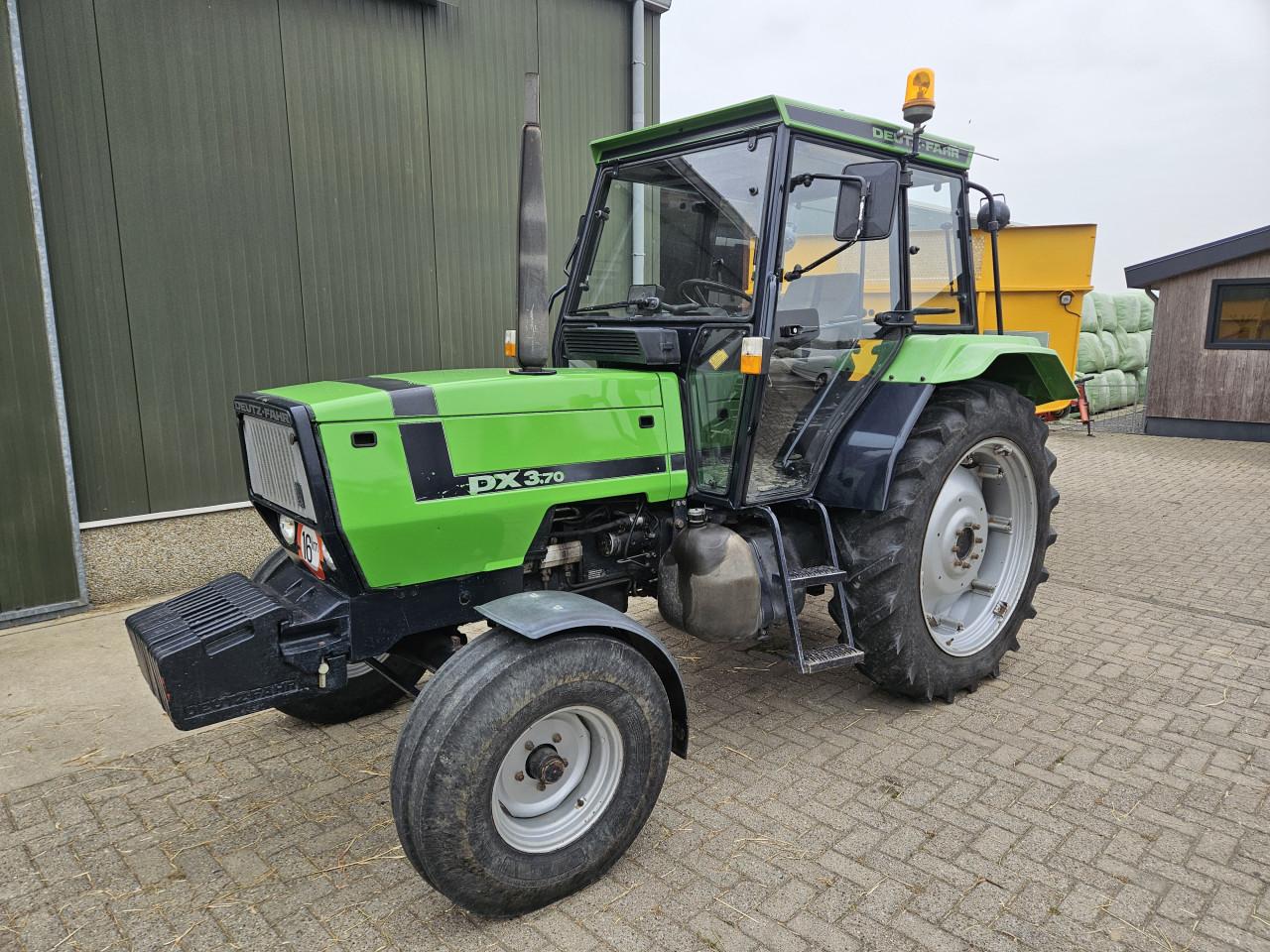 Deutz dx 3.70 2wd