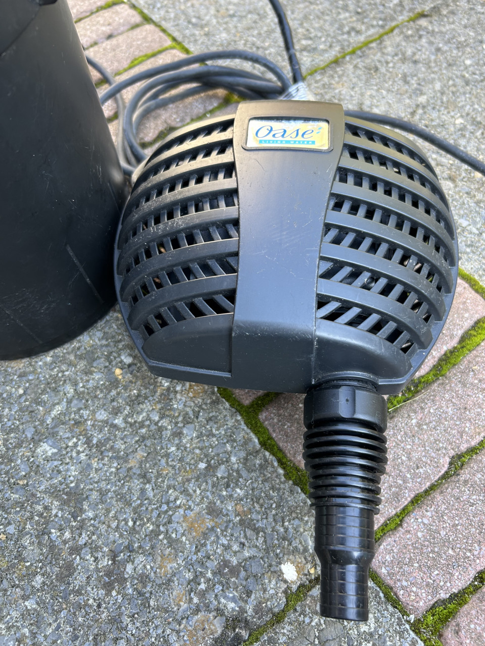 Te koop nieuw oase fp 3500 sterke en zuinige Vijverpomp en 3500 lpu