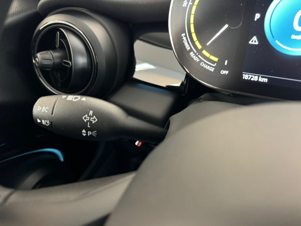 Mini Electric mini essential 33 kwh
