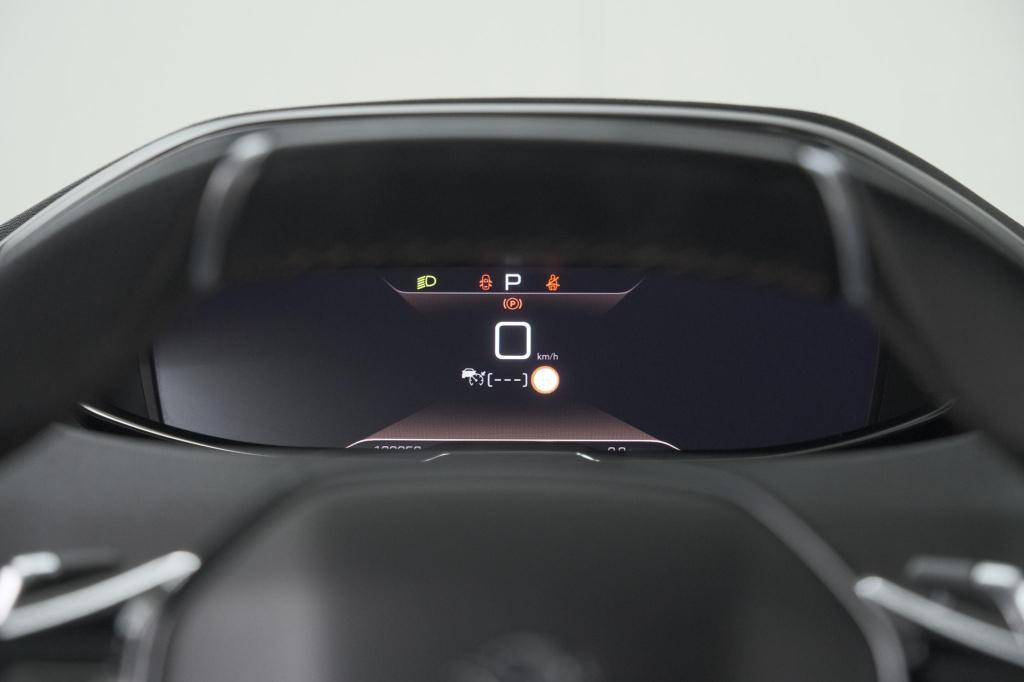 Peugeot 3008 puretech 130 eat8 gt | camera | adaptieve cruise control | alc
