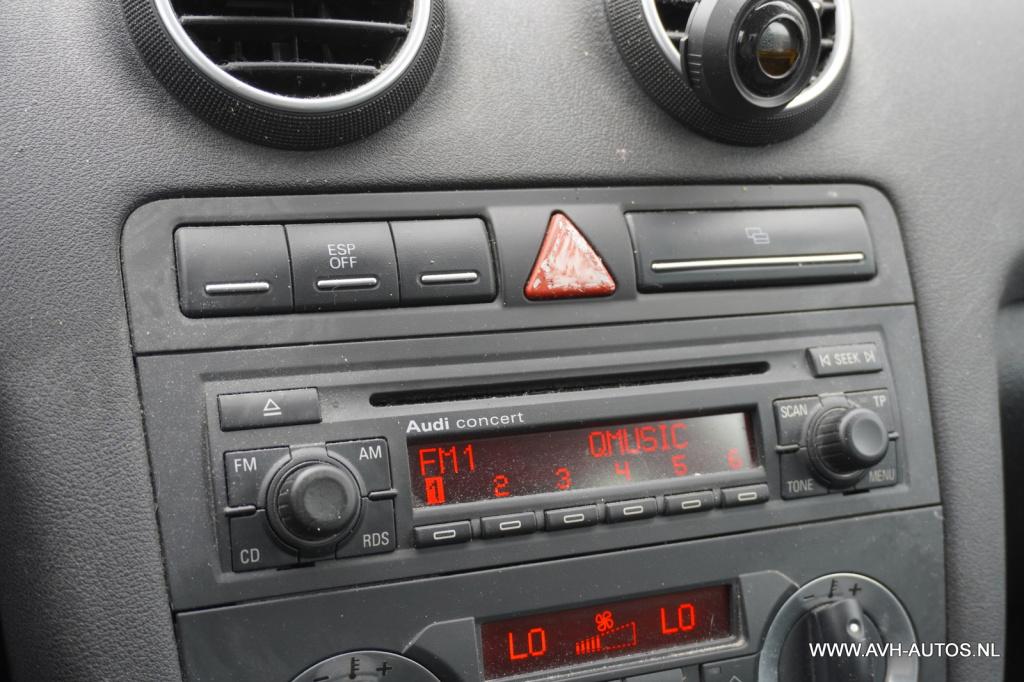 Audi A3 1.6 attraction