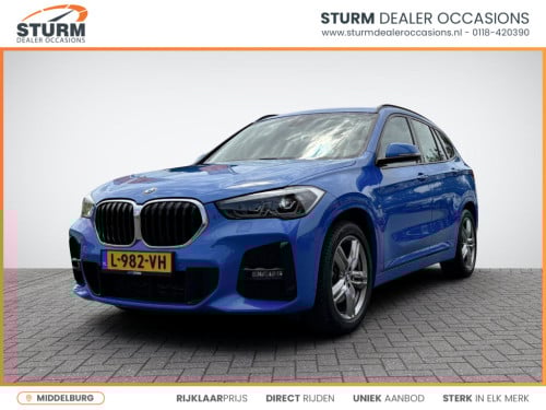 BMW X1 sdrive18i high executive m sport | trekhaak afneembaar | sportstoele