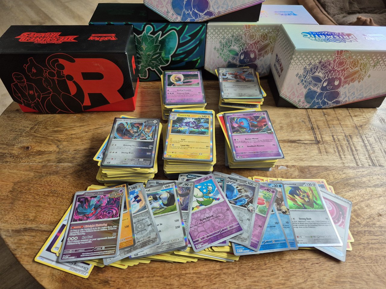 Partij van 600+ mooie pokemon kaarten.
