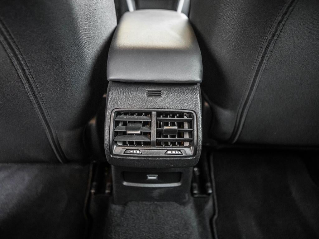 Citroen C4 1.2 puretech 130pk feel automaat | navigatie | stoelverwarming |