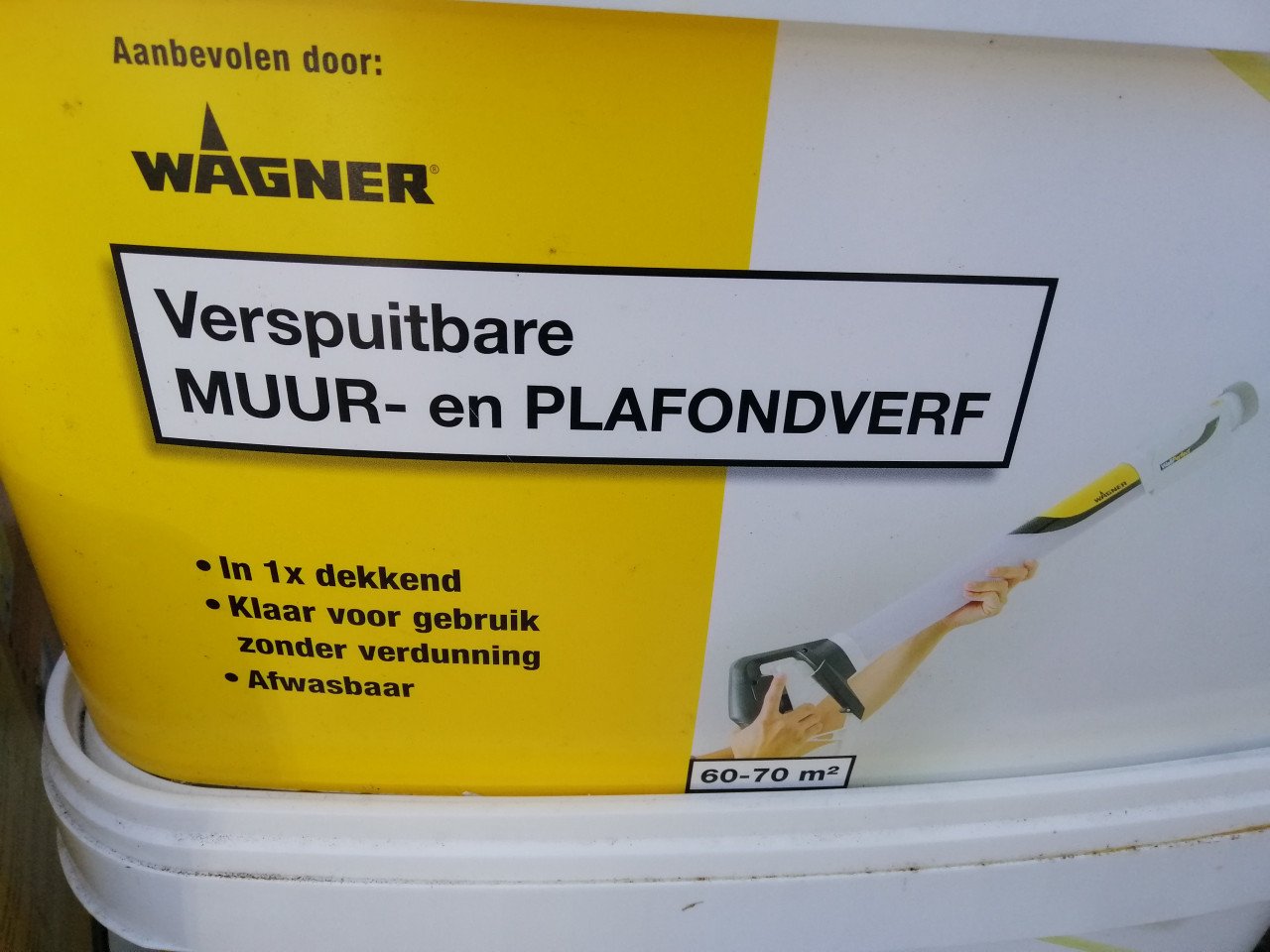 Nieuw Wagner WallPerfect W 665 verfspuitsysteem en 2emmers verf van 10 ltr