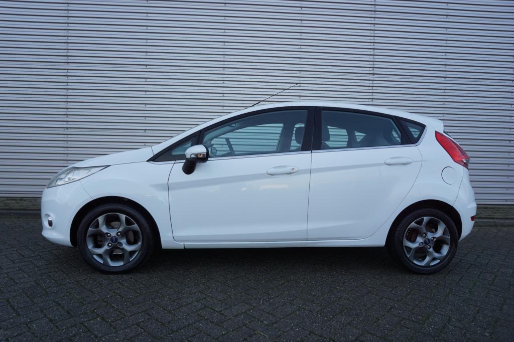 Ford Fiesta 1.25 titanium climate / cruise / elektr. ramen / parkeersens. /