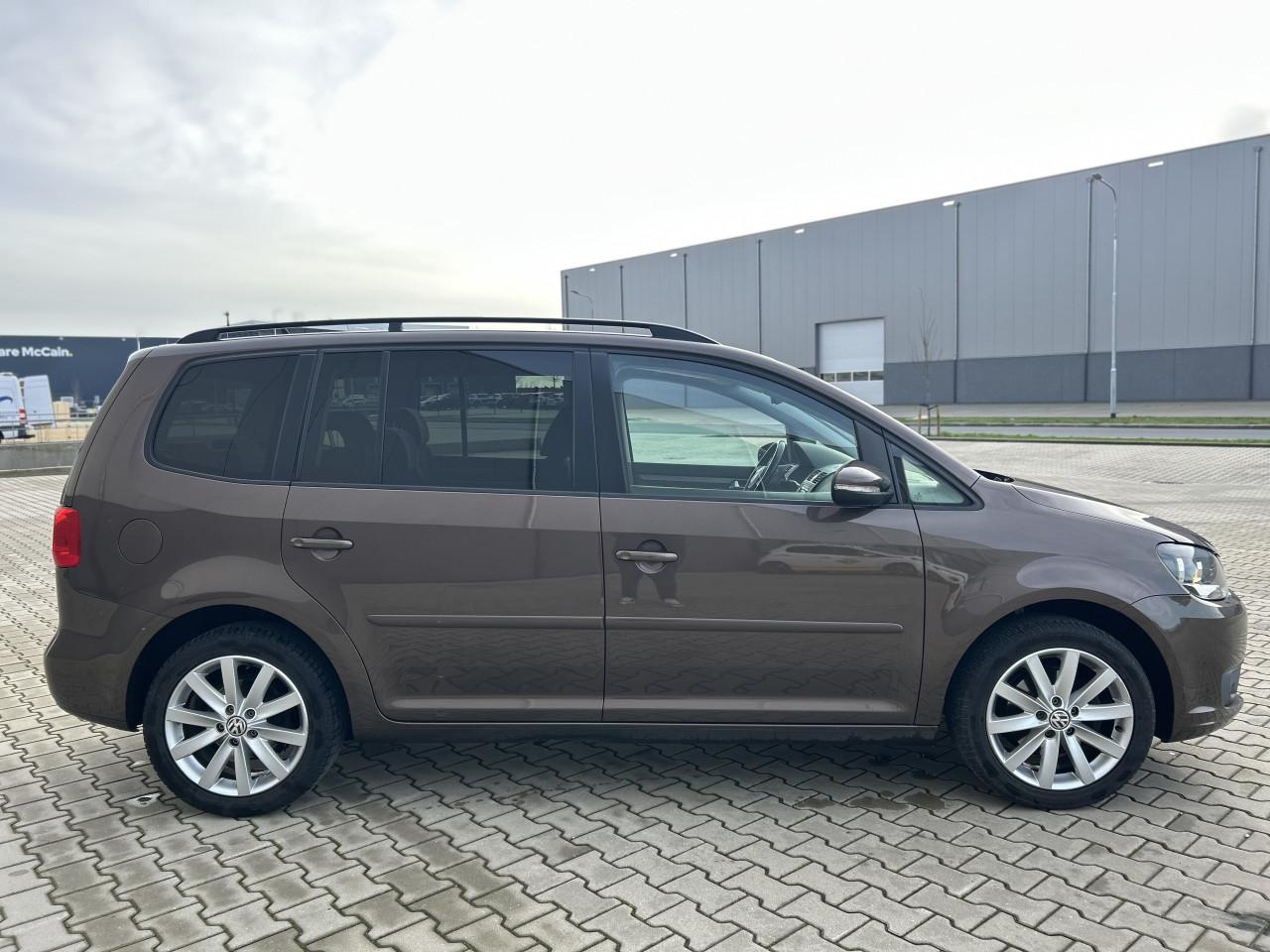 Volkswagen Touran 1.2 TSI Comfortline BlueMotion 7p.|CARPLAY