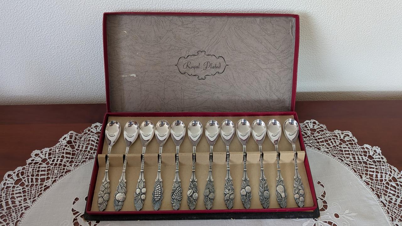 Set van 12 verzilverde Royal Plated vruchtenlepeltjes in originele doos