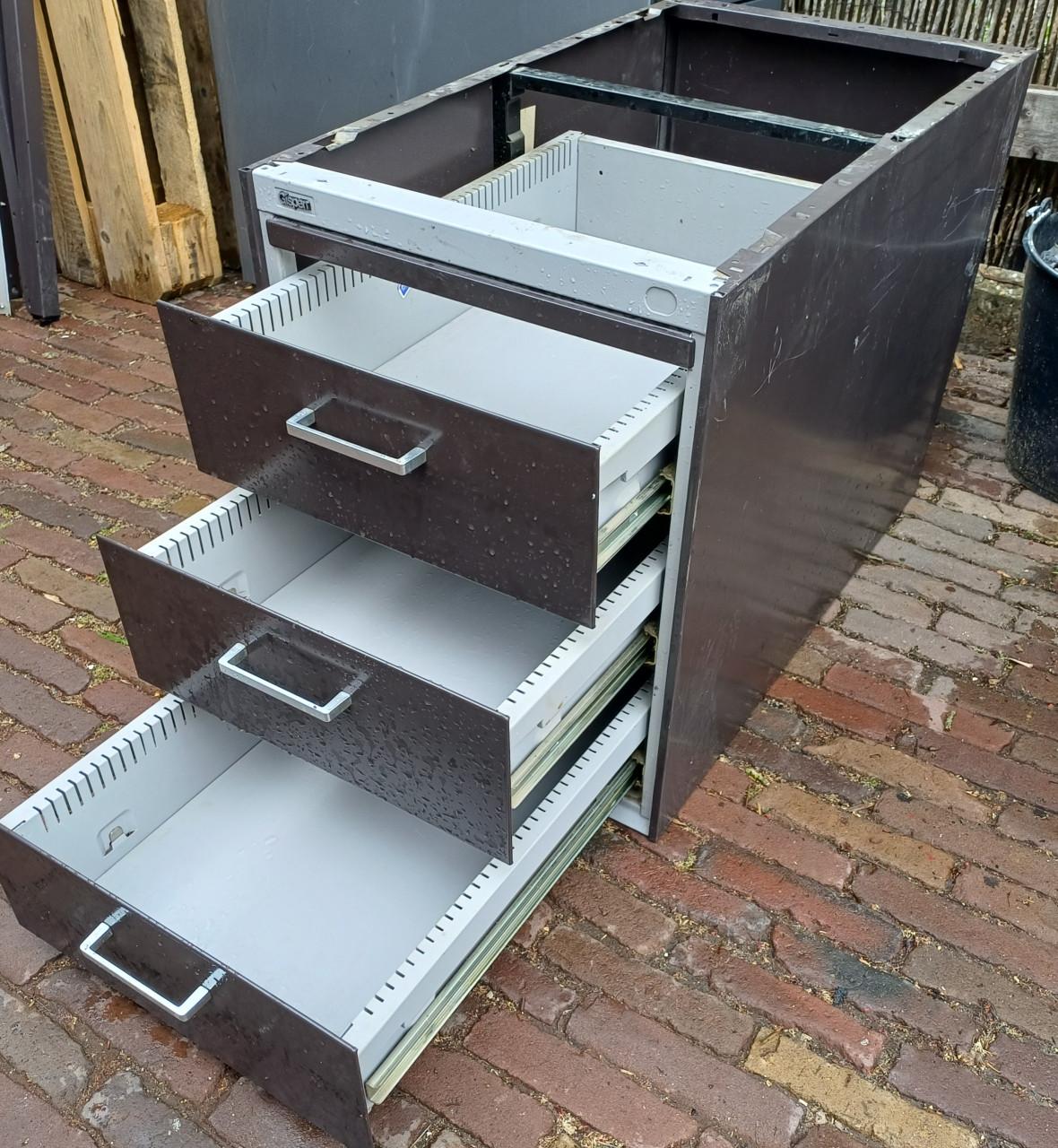 Ladenblok 4x