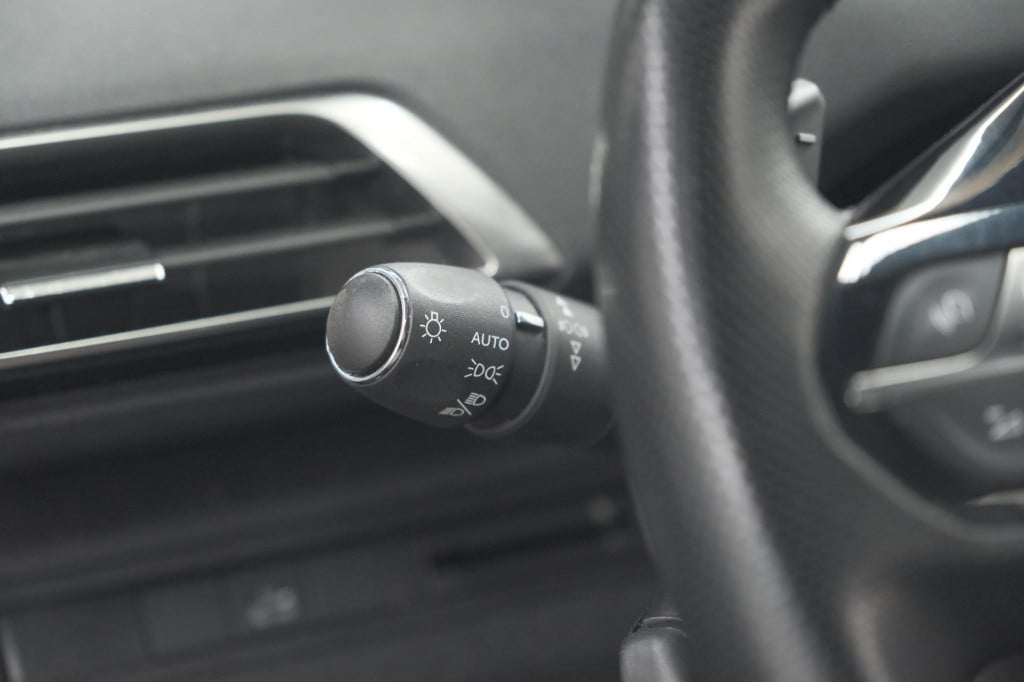 Peugeot 3008 1.6 puretech 180 gt line | camera | dodehoekdetectie | adaptie