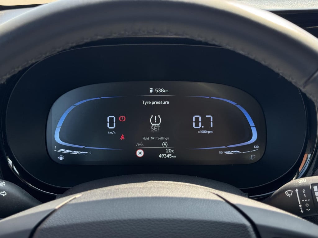 Hyundai I 10 1.0 comfort smart nieuw model! | two-tone lakkleur | navigatie