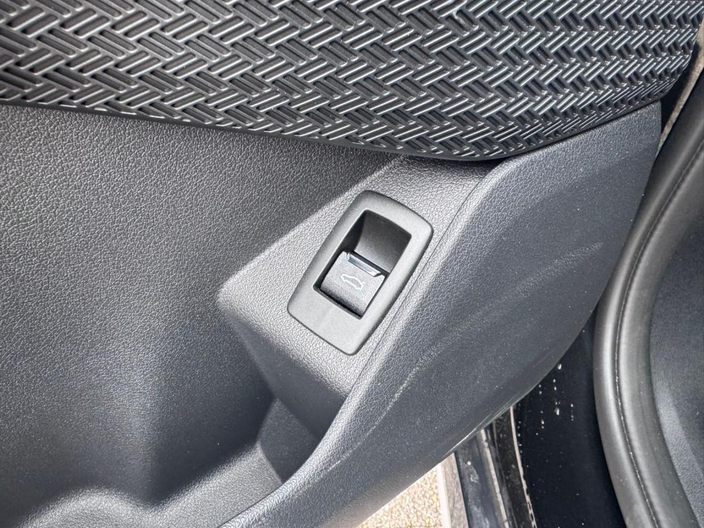 BMW Ix1 edrive20 67 kwh x-line