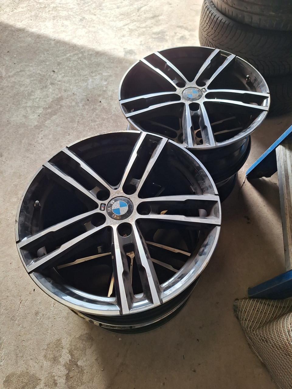 BMW  Breedset M velgen