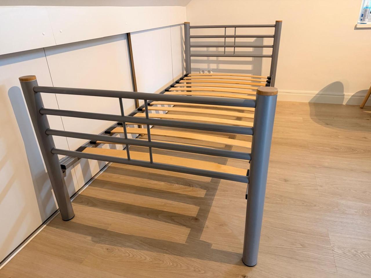 1-persoons bed